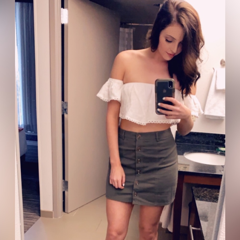 White/cream crop top, off the shoulder top